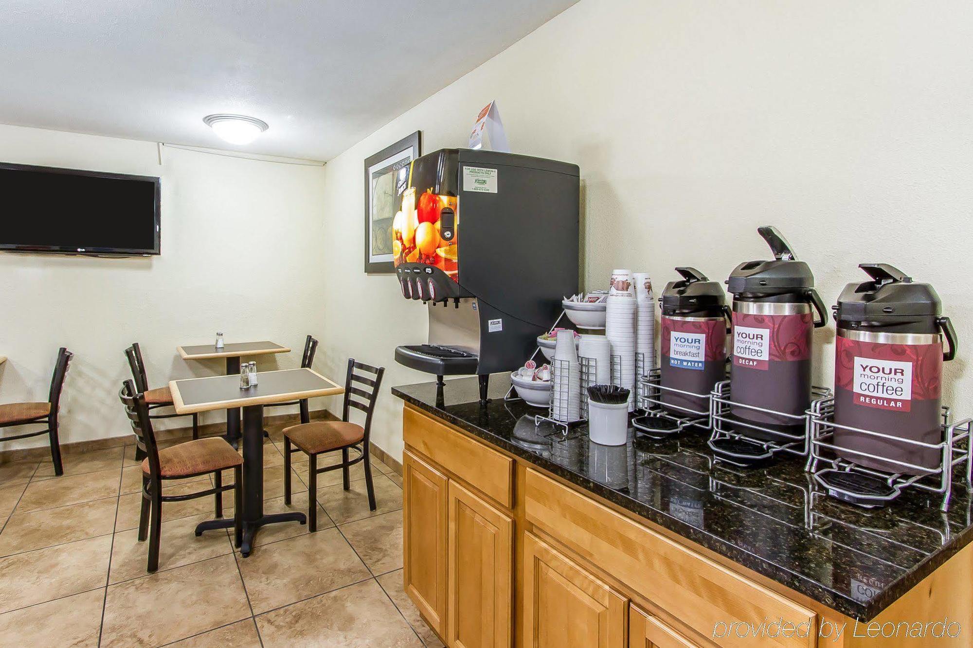 Quality Inn Macomb Near University Area Buitenkant foto